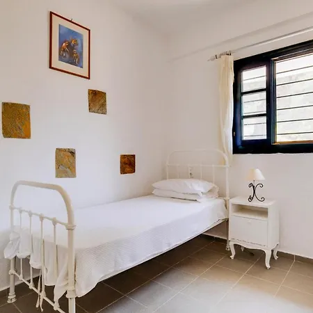 别墅 Sleeps 7 Pool Wifi 斯塔菲罗斯